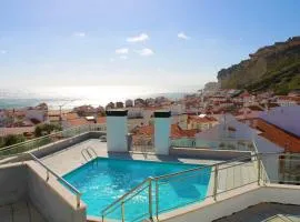 Salvador’s House T2 - Rooftop Pool & Nazaré Center