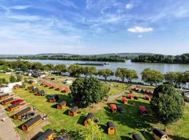 Rheingau 524 Schlaffassdorf direkt am Rhein, družinam prijazen hotel v mestu Geisenheim