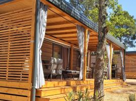 Mobile Home Sole, hotel em Biograd na Moru