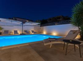 Villa Fortis B&B, hotel i Trogir