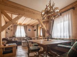 Cortina Deluxe Chalet R&R، شاليه في Zuel