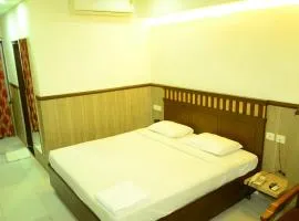 HOTEL RATHNA RESIDENCY