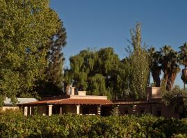 Posada Verde Oliva, hotel u gradu 'Maipú'