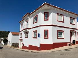 Guesthouse Releash Aljezur, hotel u gradu 'Aljezur'