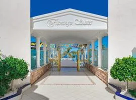 Flamingo Suites Boutique Hotel