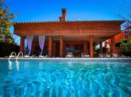 GERANIS VILLA ONLY FAMILIES Planet Costa Dorada