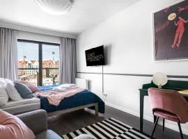 Apartament Waterlane w oknami na rzekę - Marina View