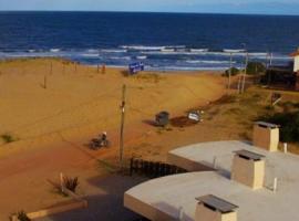 ARENAS DEL DIABLO, hotel em Punta Del Diablo