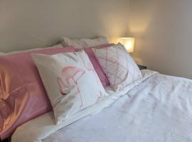 Pink Flamingo, hotell i Wolfville