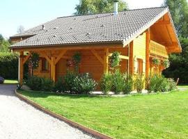 Saint-Nabord में, होटल Chalet haut de gamme avec sauna, terrasse et jardin près de la montagne vosgienne - FR-1-589-185