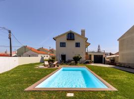 Viana Fishers House - Pool & Beach !, hotel v mestu Viana do Castelo