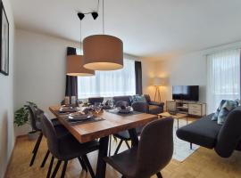 Apartment Via Surpunt - Perspektiva - 5 Rooms: St. Moritz şehrinde bir otel