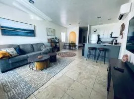 Pet Friendly! Private retreat in Nob Hill