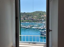 Casa della Nonna casevacanzeargentario, hotel din Porto Santo Stefano