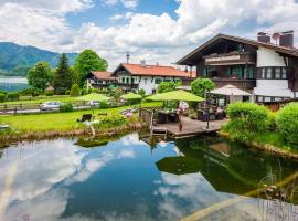 Das Maximilian - Feines Landhotel am Schliersee, hotel u gradu Šlirze