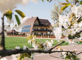 Pensiunea Miorița Putna, hotel em Putna