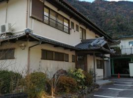 Viesu nams そらやまゲストハウス Sorayama guesthouse pilsētā Ino