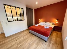 Studio avec grande terrasse et parking privatifs, hotell sihtkohas Caen