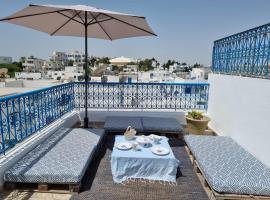 Cosy 1bdr, with a terasse in heart of Sidibou, hotel u gradu Sidi Bou Said