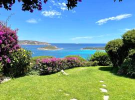 SAN TEODORO PUNTA EST SPETTACOLARE QUADRILOCALE VISTA MARE, hotel u gradu Kapo Koda Kavalo