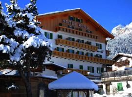 Hotel Rosa Wellness & SPA, hotel i Vigo di Fassa