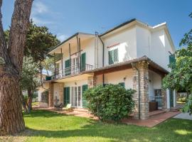 Piombino Apartments - Villa Pari, hotel v destinácii Piombino