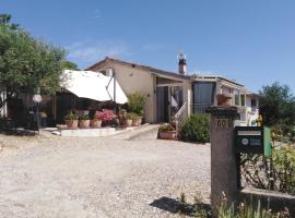 LA GRAND'VIGNE, Bed & Breakfast in Chauzon