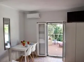 "Spyros" 1-Room Apartment - Simple, cozy, close to the beach