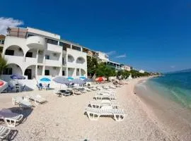 Luxurious Four Bedroom Beach Penthouse