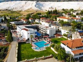 ANYA RESORT HOTEL, hotelli kohteessa Pamukkale