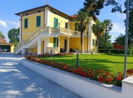 B&B VILLA PREZIOSA LAGO MAGGIORE – hotel w mieście Lesa