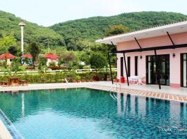 Triple P Home Resort, hotel in Pak Chong