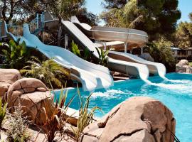 Camping El Garrofer, hotel em Sitges