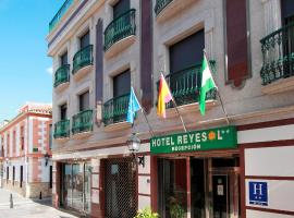 Hotel Reyesol, hótel í Fuengirola