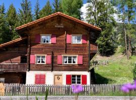 Chalet Arosa - Zur Alleinnutzung für 6 Personen, urig und sonnig, hótel í Langwies