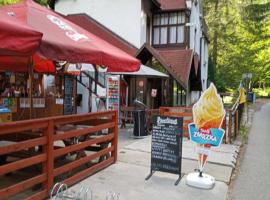 Lucerna, hotel di Hřensko