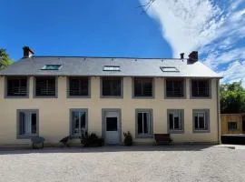 LE LAVOIR Classé 5***** BAYEUX Centre 9 Personnes