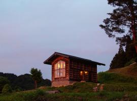 HAKU 100-year-old Quaint Japanese Style Villa, hotel em Takayama