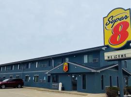 Super 8 by Wyndham Michigan City, khách sạn ở Michigan City