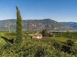 Lingers Suites & Residence, hotel en Appiano sulla Strada del Vino