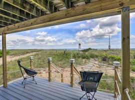 Charming Oceanfront Home on Salisbury Beach, hotel em Salisbury