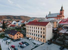 Hotel Centrum, hótel í Hranice