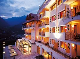 Hotel Finkennest - Panoramic Garden Resort, hotel en Scena