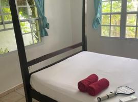 Akunamatata Guest House Grand Case, hotel en Grand Case