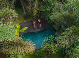 Madani Antique Villas, villa in Ubud