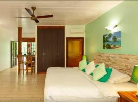 La Digue Self-Catering Apartments, hotel v La Digue