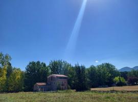 Ca n'Aliguer, cabaña o casa de campo en Ripoll