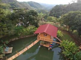 Aventura Treehouse Glamping, hotell i Palmira