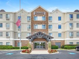 Staybridge Suites Gulf Shores, an IHG Hotel, מלון בגולף שורז