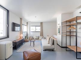 Regras 45 Building A by LovelyStay, hôtel pas cher à Porto